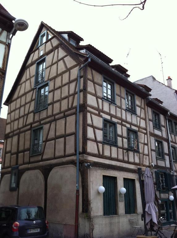 Appartements Au-Dessus Du... Estrasburgo Quarto foto